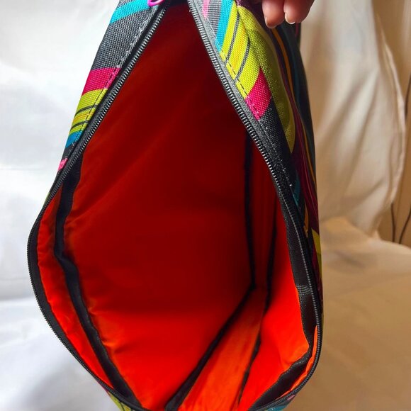 Yak Pac I Pad/Computer/Tablet Case Padded Pouch-Bright Colors-16"x11 1/2"x2 - Picture 14 of 16